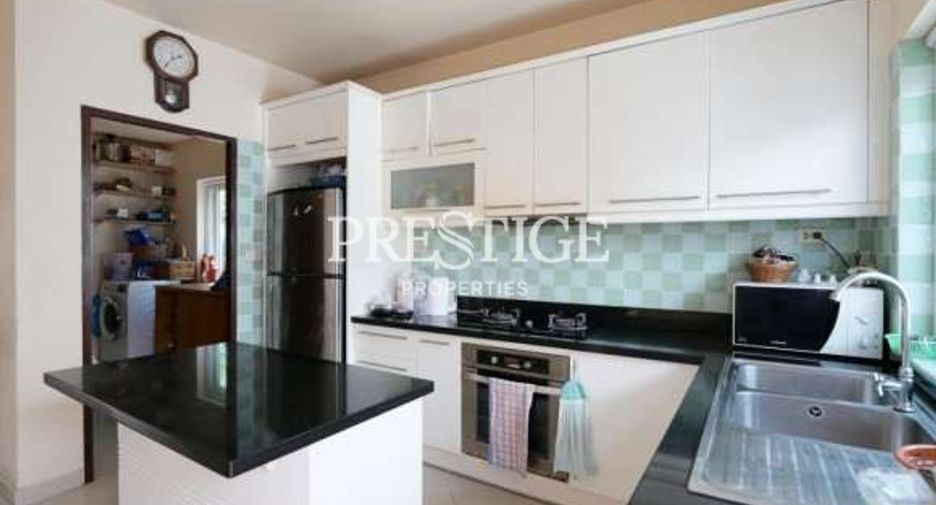 For sale 4 bedrooms house in Bang Lamung, Chonburi