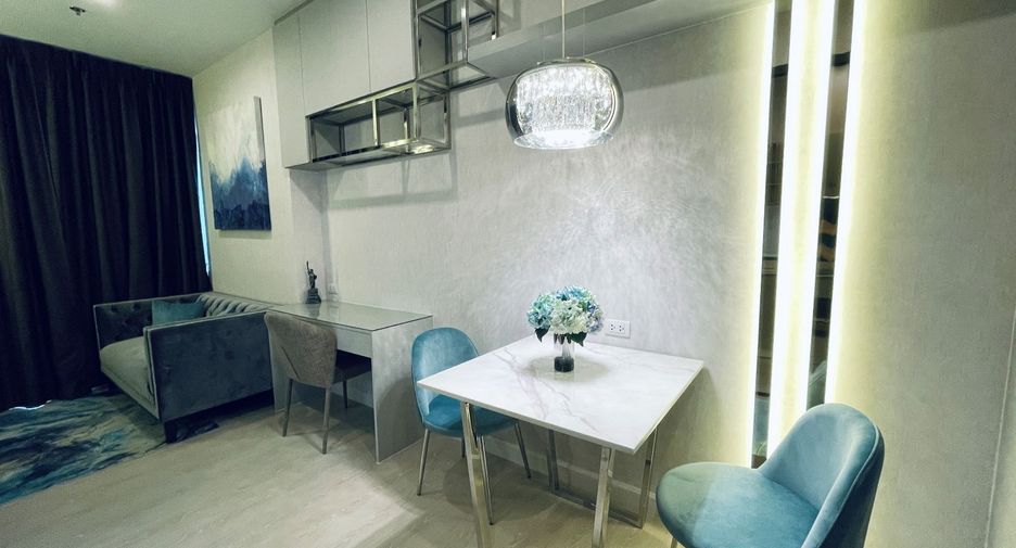 For sale 1 bed condo in Watthana, Bangkok