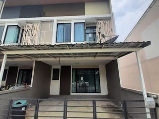 For rent 4 Beds townhouse in Si Racha, Chonburi