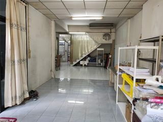 For sale 3 bedrooms townhouse in Huai Khwang, Bangkok
