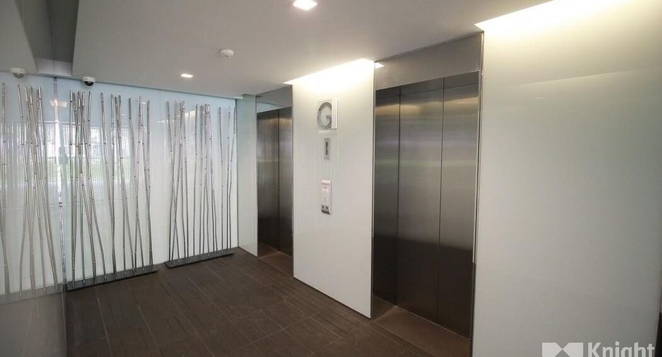 For sale 2 bedrooms condo in Watthana, Bangkok
