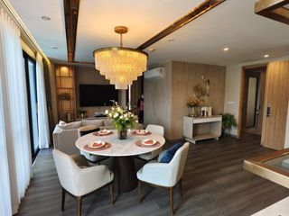 For rent 3 bed condo in Pathum Wan, Bangkok