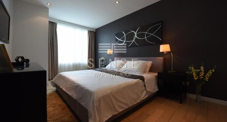 For sale 2 bedrooms condo in Watthana, Bangkok