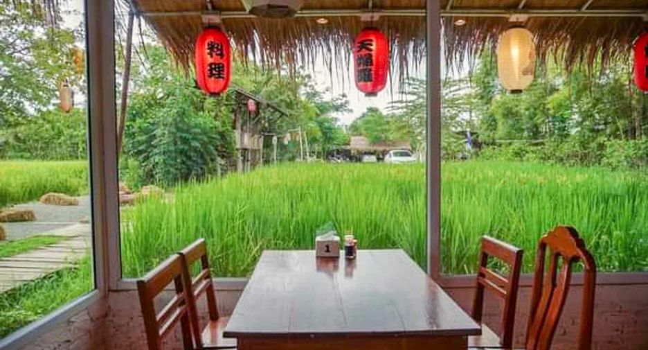 Local comercial en venta de 5 habitaciones en San Kamphaeng, Chiang Mai