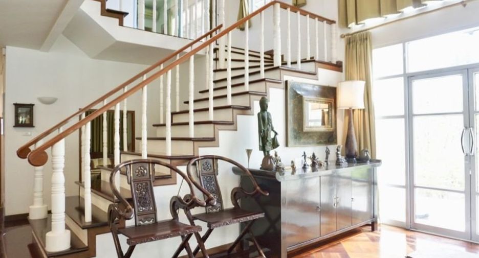 For sale 4 bedrooms house in Hang Dong, Chiang Mai