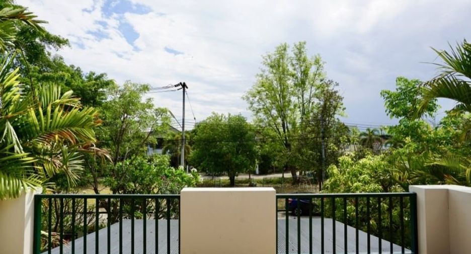 For sale 4 bedrooms house in Hang Dong, Chiang Mai