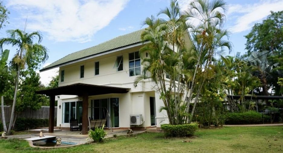For sale 4 bedrooms house in Hang Dong, Chiang Mai