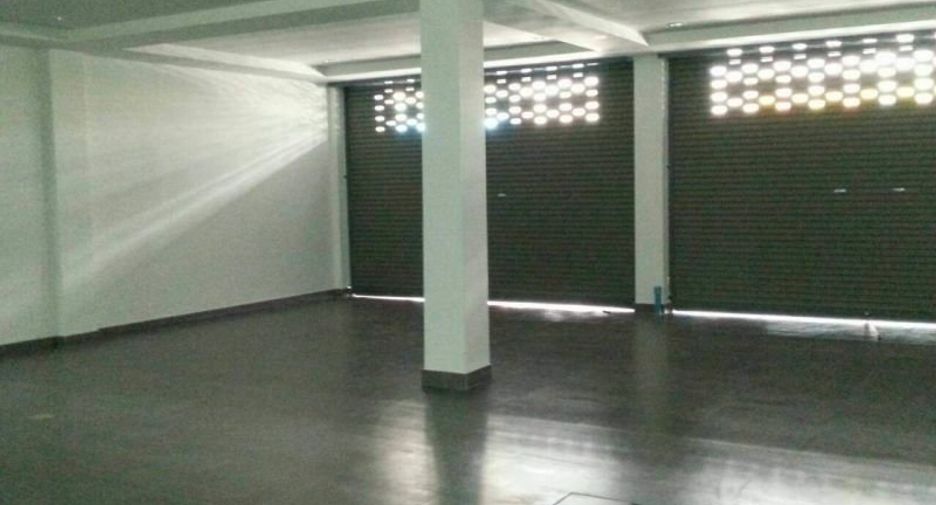 À vendre 10 chambres local commercial à Klaeng, Rayong