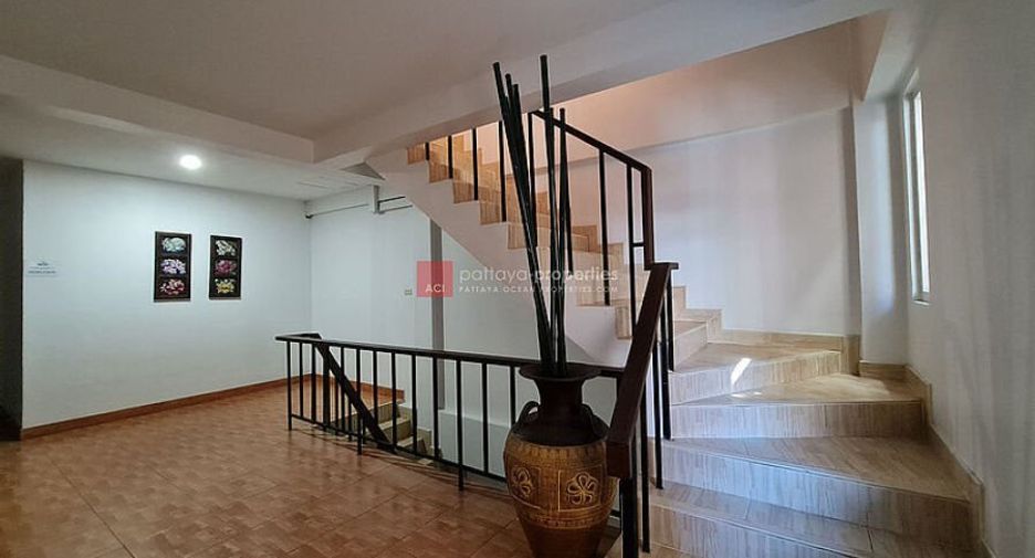 出售 9 卧室 商业空间 在 Bang Lamung, Chon Buri