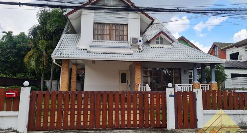 For sale 4 Beds house in East Pattaya, Pattaya