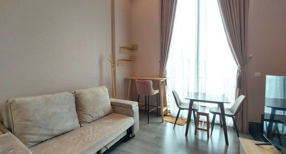 For rent 1 Beds condo in Phaya Thai, Bangkok