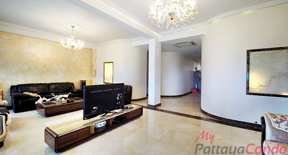 For sale 3 bedrooms condo in Cha Am, Phetchaburi