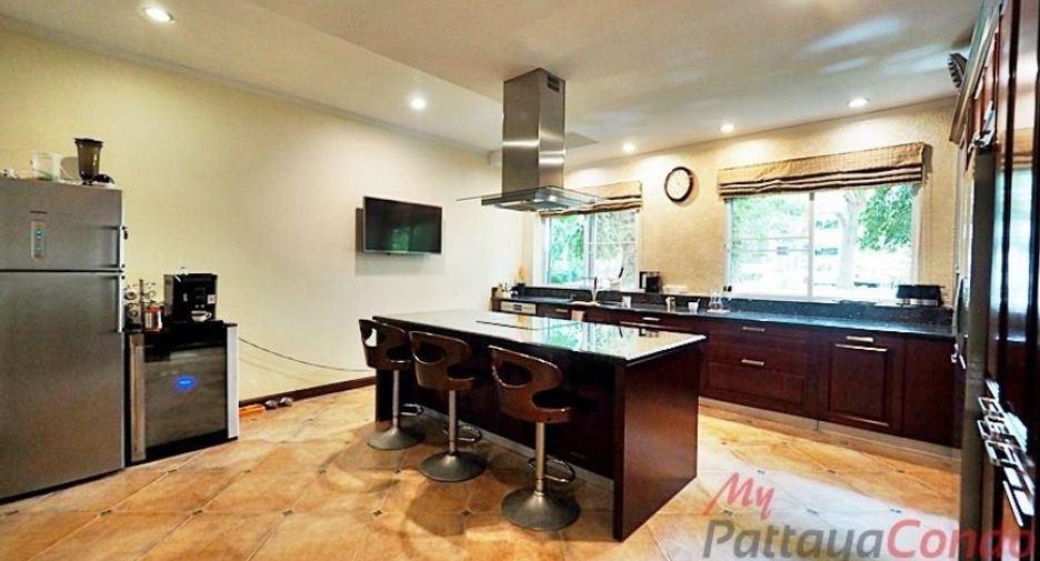 For sale 3 bedrooms condo in Cha Am, Phetchaburi