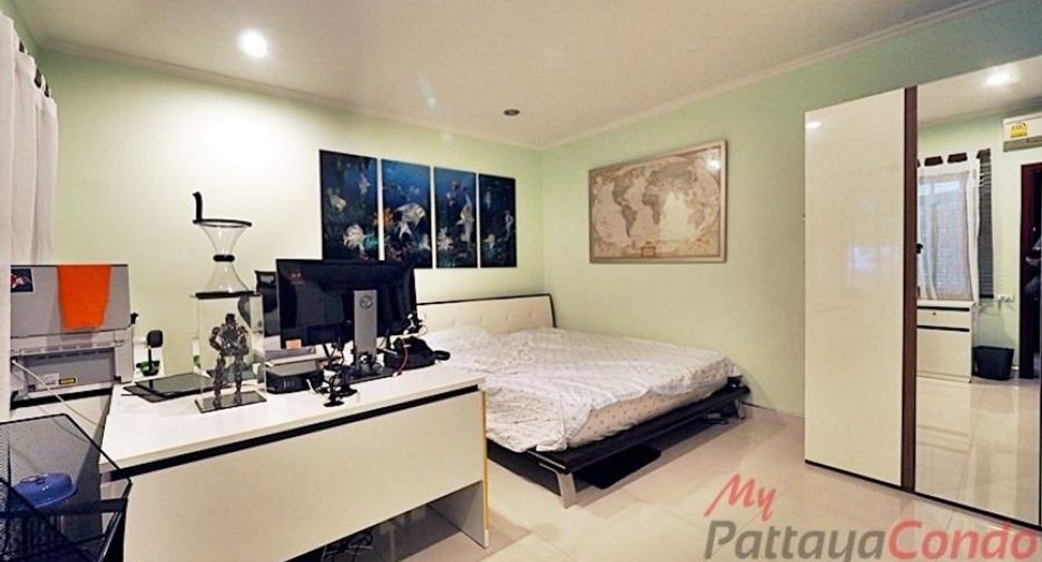 For sale 3 bedrooms condo in Cha Am, Phetchaburi
