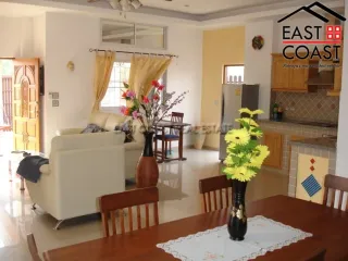 Haus zum Kauf mit 7 Zimmer in Bang Lamung, Chonburi