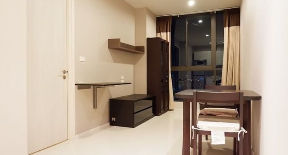 For sale 1 bed condo in Phaya Thai, Bangkok
