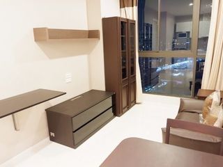 For sale 1 Beds condo in Phaya Thai, Bangkok
