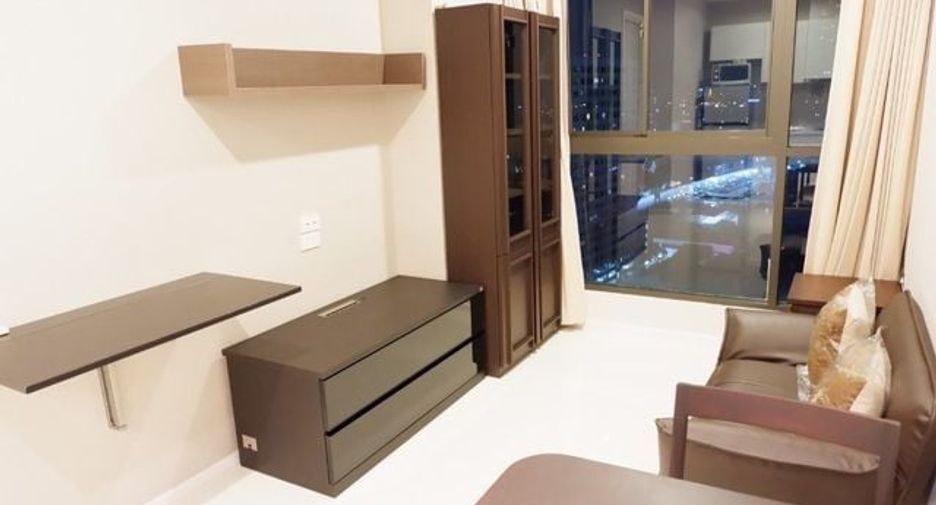 For sale 1 bed condo in Phaya Thai, Bangkok