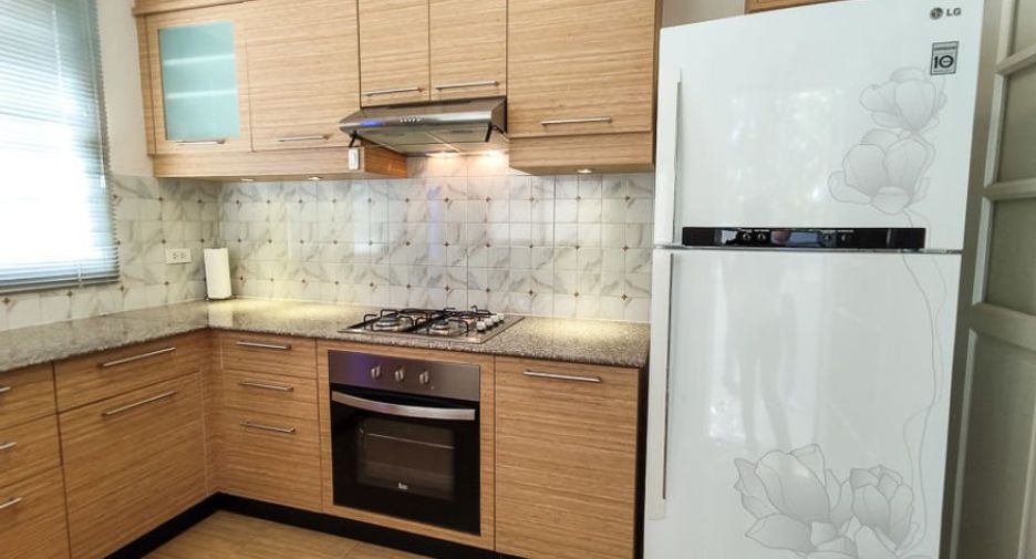 For rent 3 bedrooms house in Doi Saket, Chiang Mai