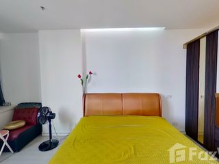 For sale studio condo in Huai Khwang, Bangkok