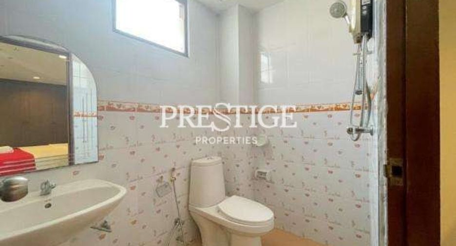 For sale 24 bedrooms retail Space in Bang Lamung, Chonburi