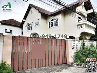 For sale 3 bedrooms house in Khan Na Yao, Bangkok