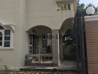 For sale 3 bedrooms house in Khan Na Yao, Bangkok