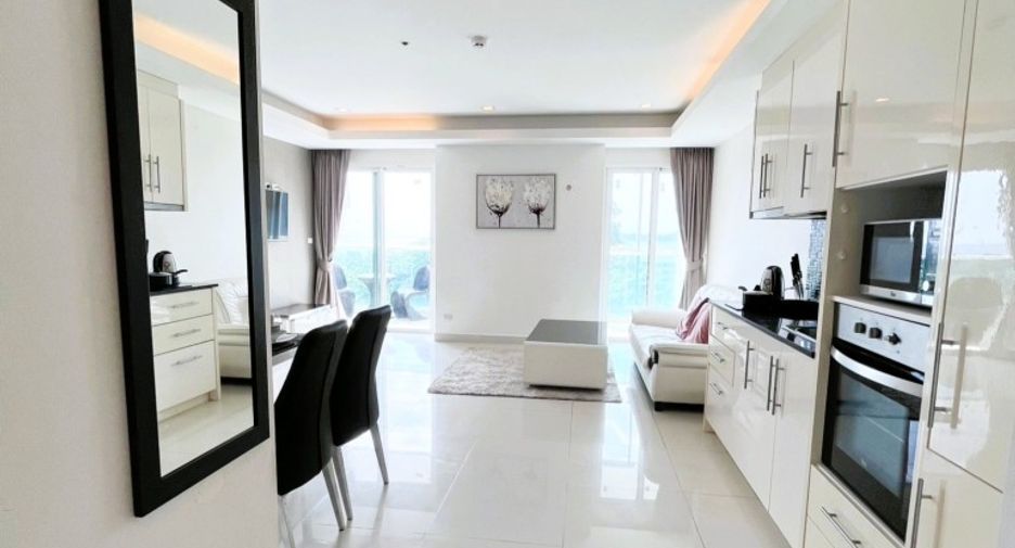 出售 2 卧室 公寓 在 Bang Lamung, Chon Buri