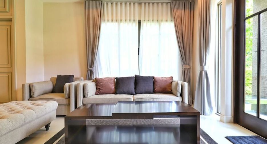 À vendre 4 chambres maison à Bang Khae, Bangkok