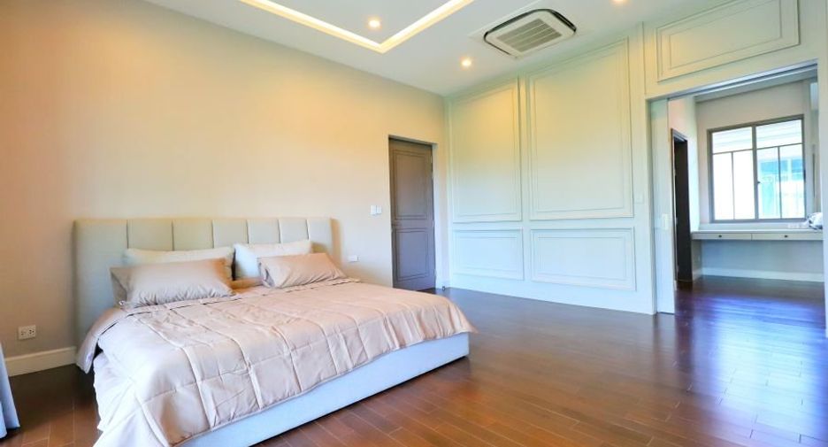 À vendre 4 chambres maison à Bang Khae, Bangkok