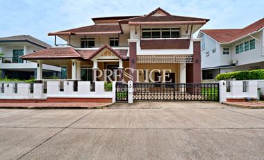 For sale 4 bed house in Bang Lamung, Chonburi