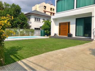 For rent 5 ベッドルーム house in Phra Nakhon, Bangkok