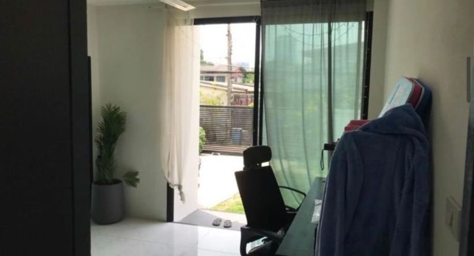 For rent 5 ベッドルーム house in Phra Nakhon, Bangkok