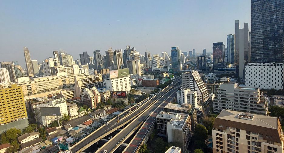 For sale 1 bed condo in Pathum Wan, Bangkok