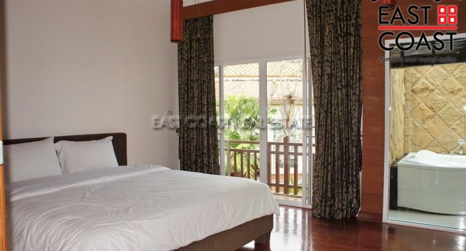 Casa en alquiler de 5 habitaciones en Bang Lamung, Chonburi