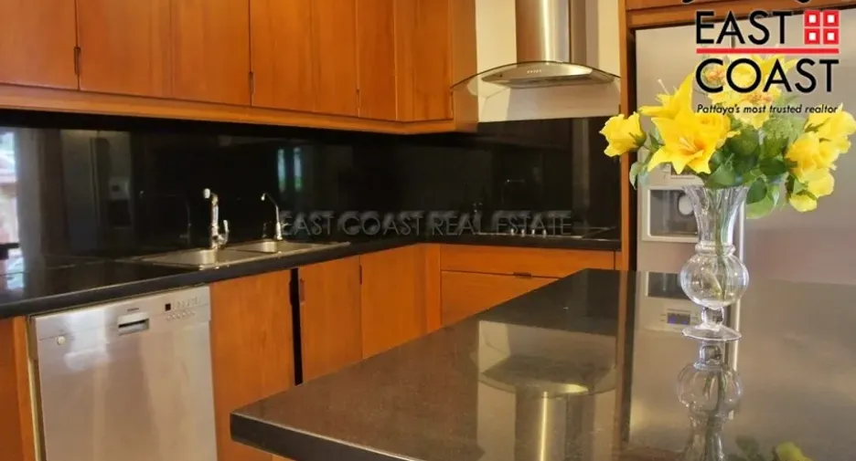 For rent 5 bedrooms house in Bang Lamung, Chonburi