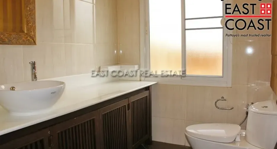 For rent 5 bedrooms house in Bang Lamung, Chonburi