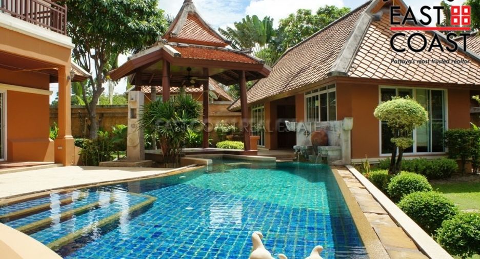 Casa en alquiler de 5 habitaciones en Bang Lamung, Chonburi
