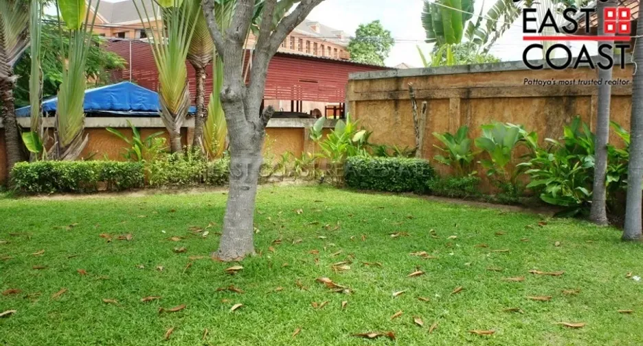 For rent 5 bedrooms house in Bang Lamung, Chonburi