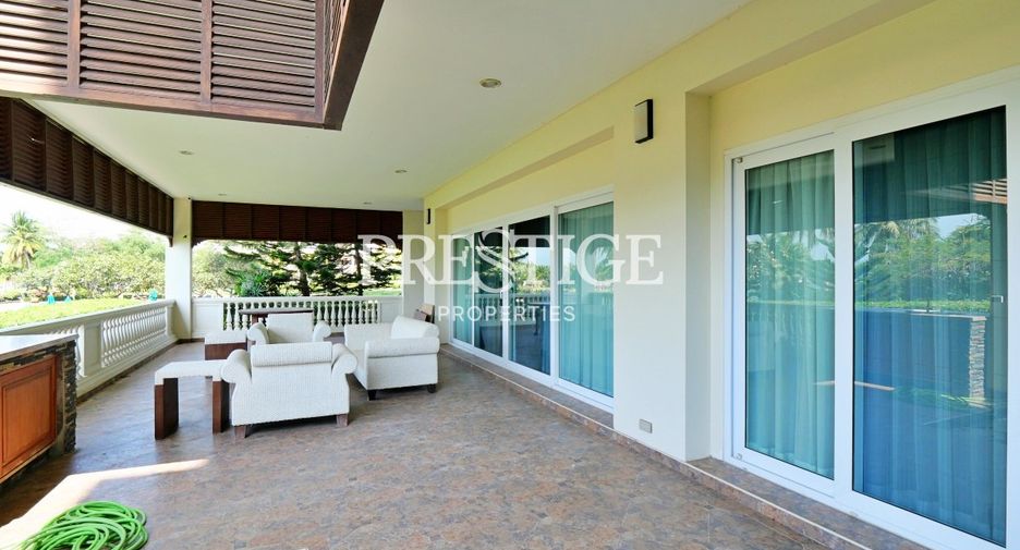 出售 3 卧室 公寓 在 Sattahip, Chon Buri