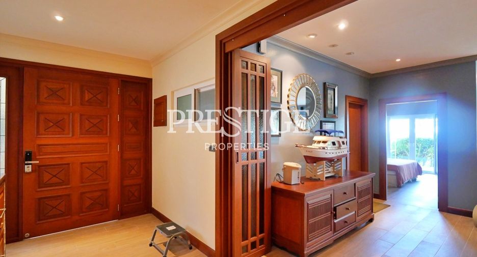 出售 3 卧室 公寓 在 Sattahip, Chon Buri