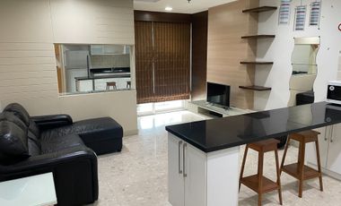 For rent 2 bed condo in Khlong Toei, Bangkok