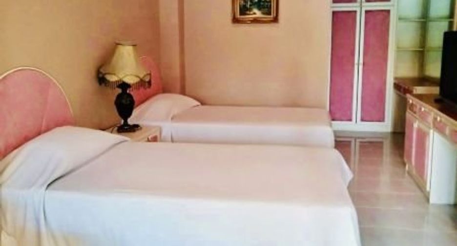 For sale 20 bedrooms retail Space in Bang Lamung, Chonburi