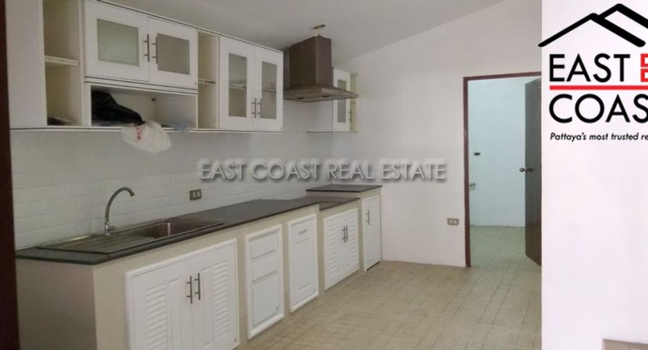 For sale 3 bedrooms house in Bang Lamung, Chonburi