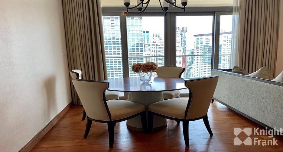 À vendre 2 chambres condo à Pathum Wan, Bangkok