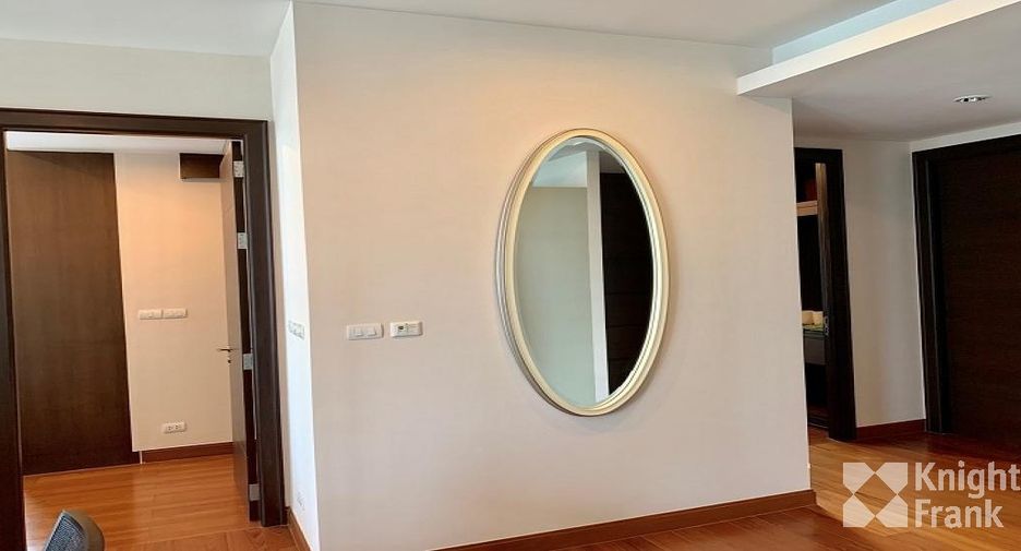 À vendre 2 chambres condo à Pathum Wan, Bangkok
