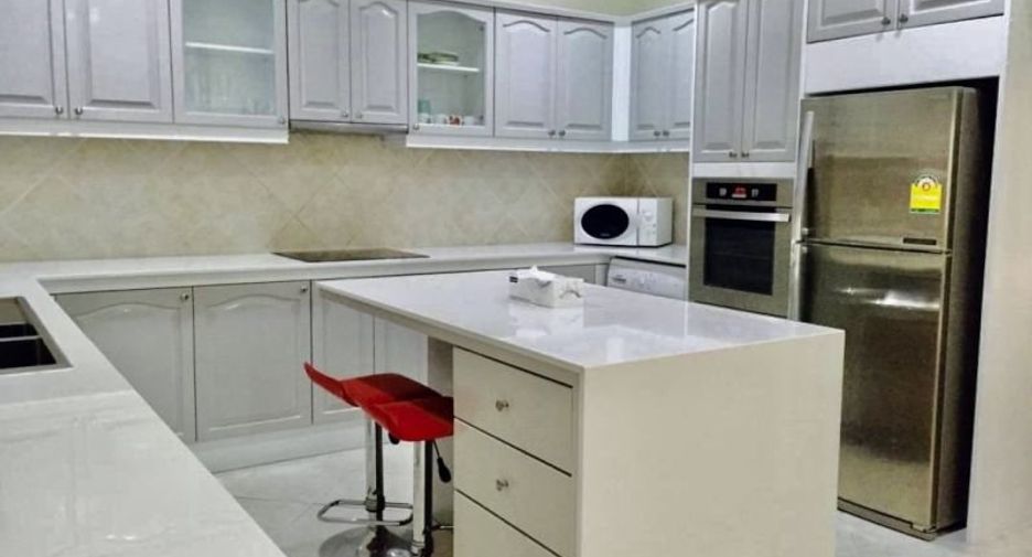For rent 3 bedrooms house in Bang Lamung, Chonburi