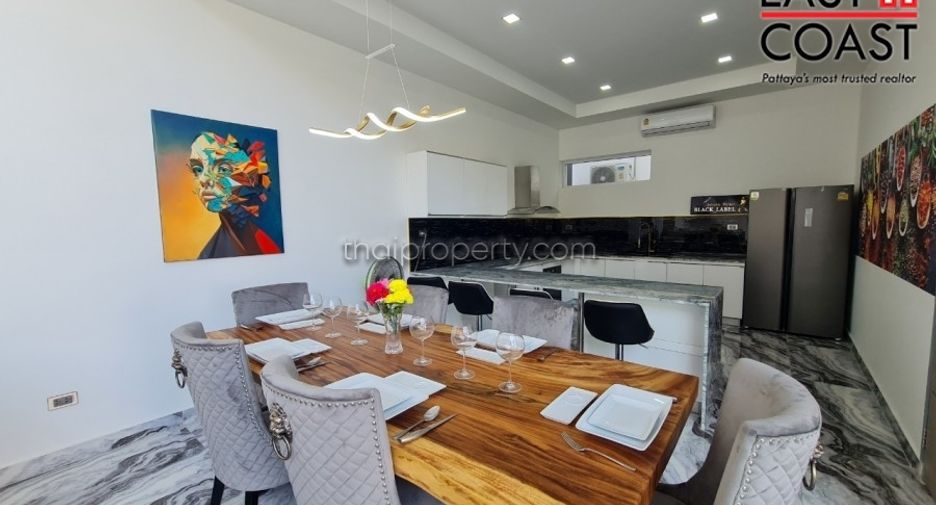For sale 6 bedrooms house in Bang Lamung, Chonburi