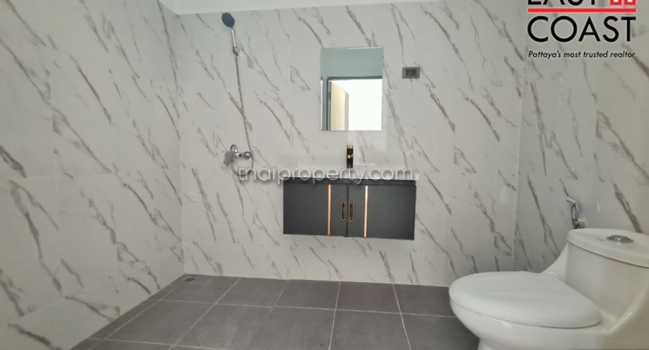 For sale 6 bedrooms house in Bang Lamung, Chonburi