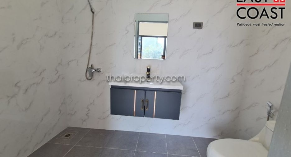 For sale 6 bedrooms house in Bang Lamung, Chonburi